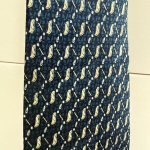 Men's Dark Blue Patterned Silk Tie with Cream Motif